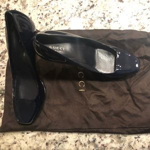 Gucci :: Navy Tile Pumps